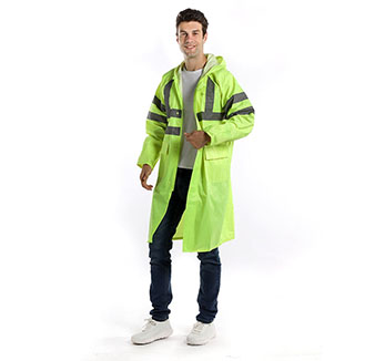 High visibility, waterproof polyester raincoat with reflective tape made of PVC material
